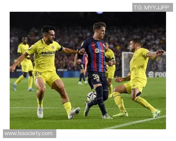 巴萨与罗马激战正酣精彩视频直播尽在眼前不容错过